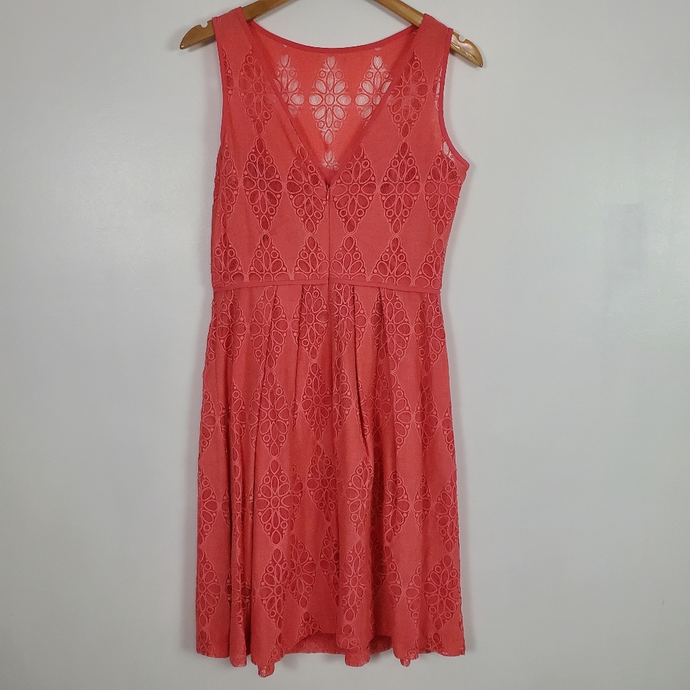Maggy London lace top sleeveless dress - Picture 2 of 5